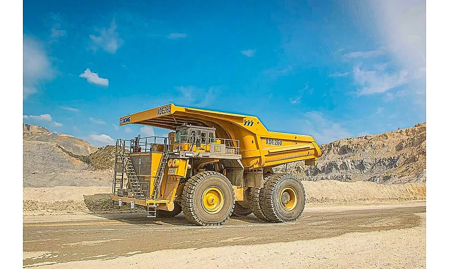 Camion volquete minero